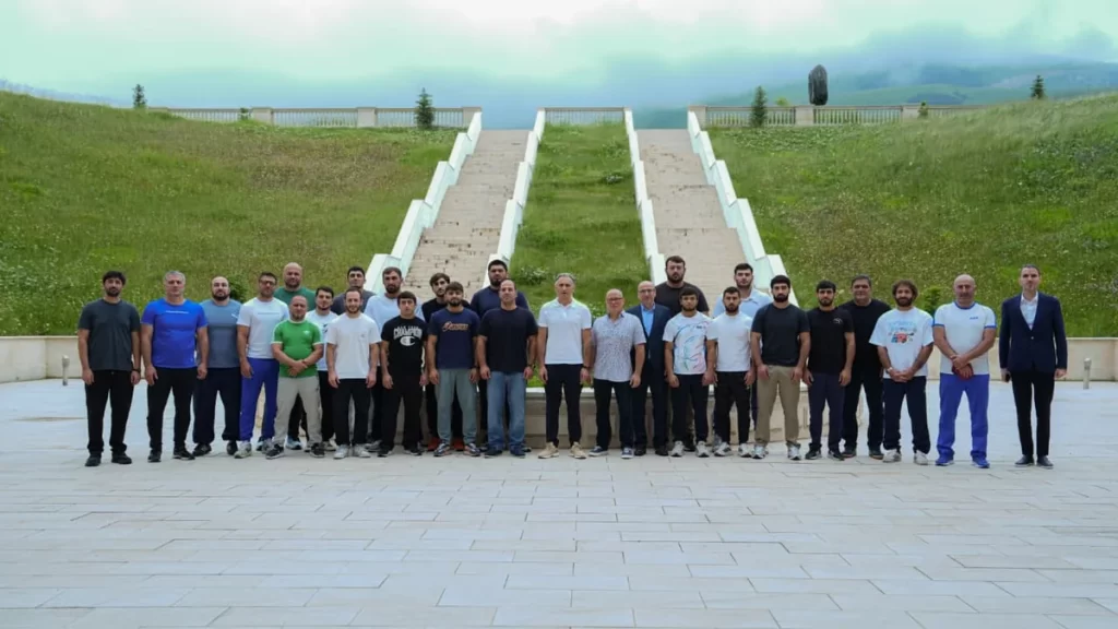 Rəşad Nəbiyev Qusarda hazırlıq keçən cüdoçularla görüşdü