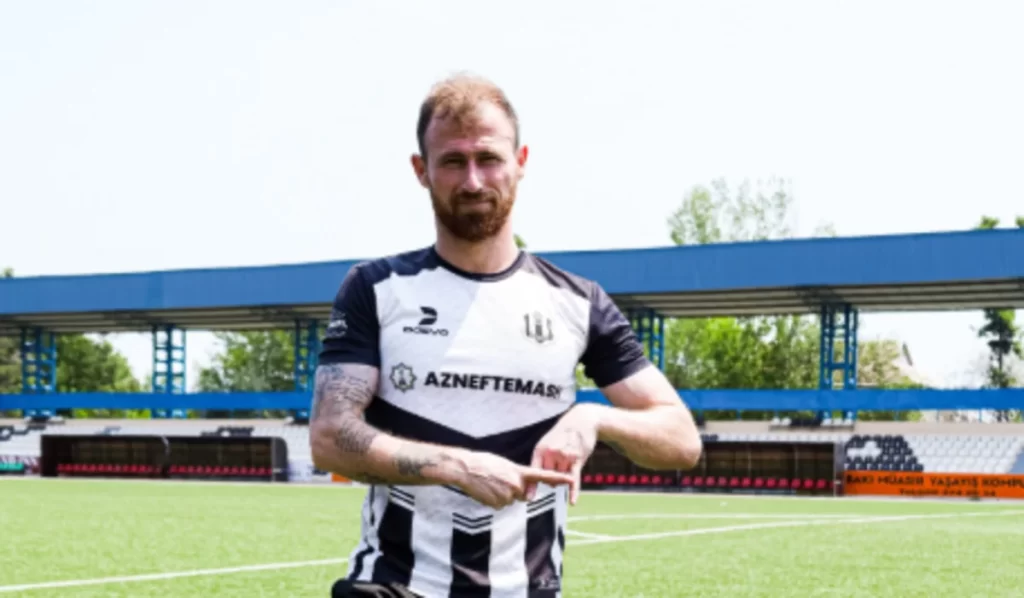 “Karvan-Yevlax” sabiq futbolçusunu geri qaytardı