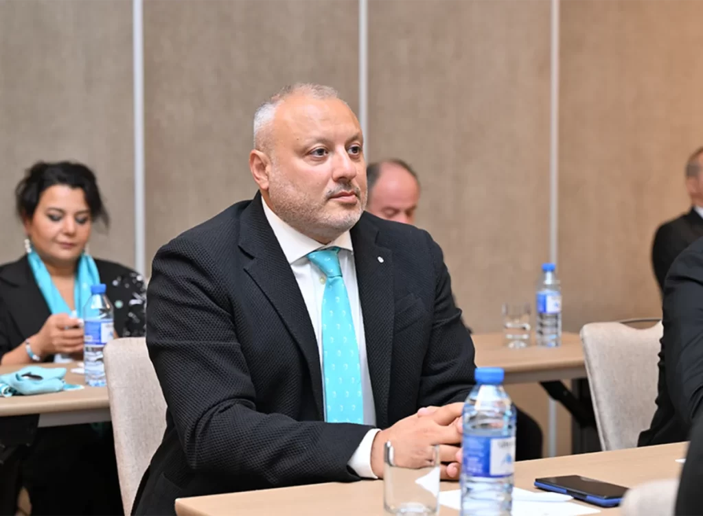 Elxan Səmədov yenidən PFL-in prezidenti seçildi