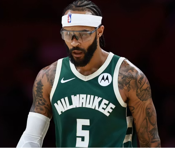 NBA 64 milyonluq müqaviləni araşdırır
