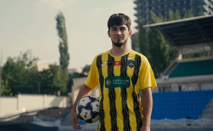 Azərbaycanlı futbolçu Qırğızıstan klubunda
