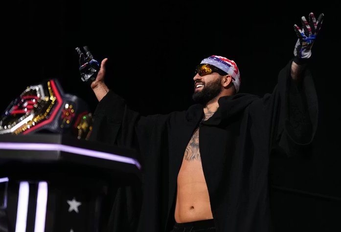 UFC-yə səsləndi: Onu qovun, Şirili mənə verin